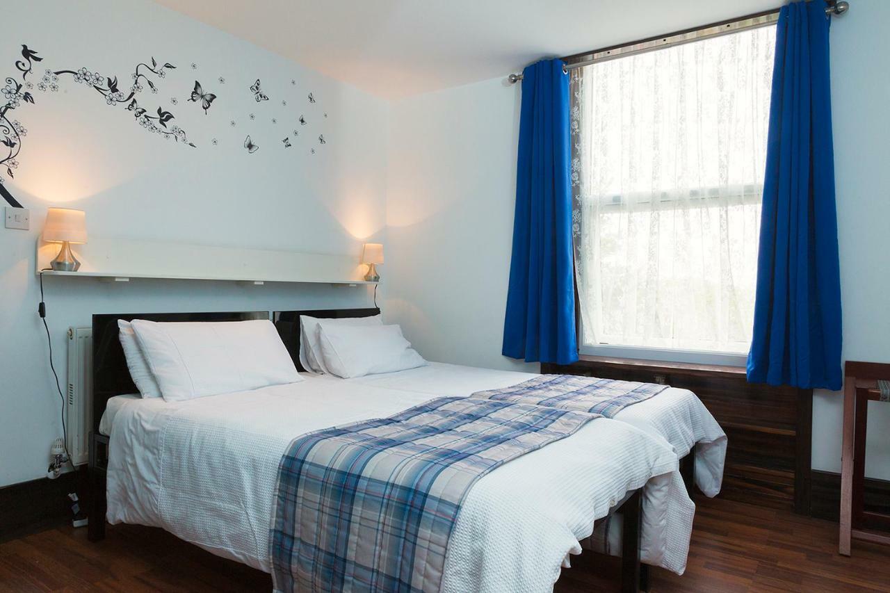 Breeze Guest House Bootle  Exterior photo